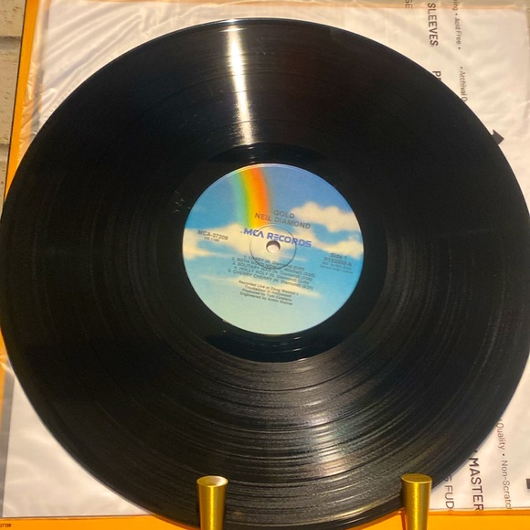 Neil Diamond - Gold original pressing vinyl record - Picture 3 of 4